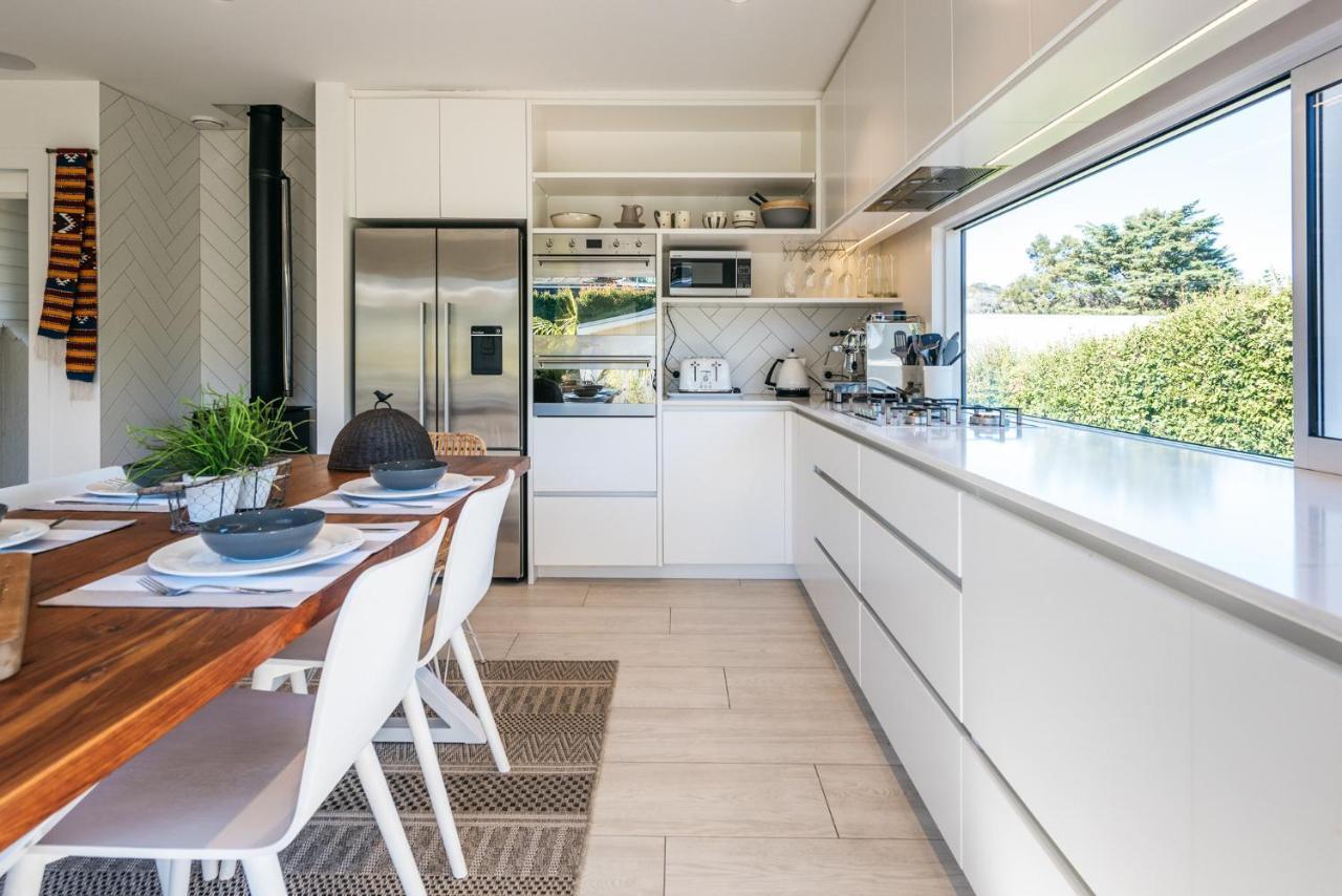 Moa Magic - Oneroa Holiday Home מראה חיצוני תמונה