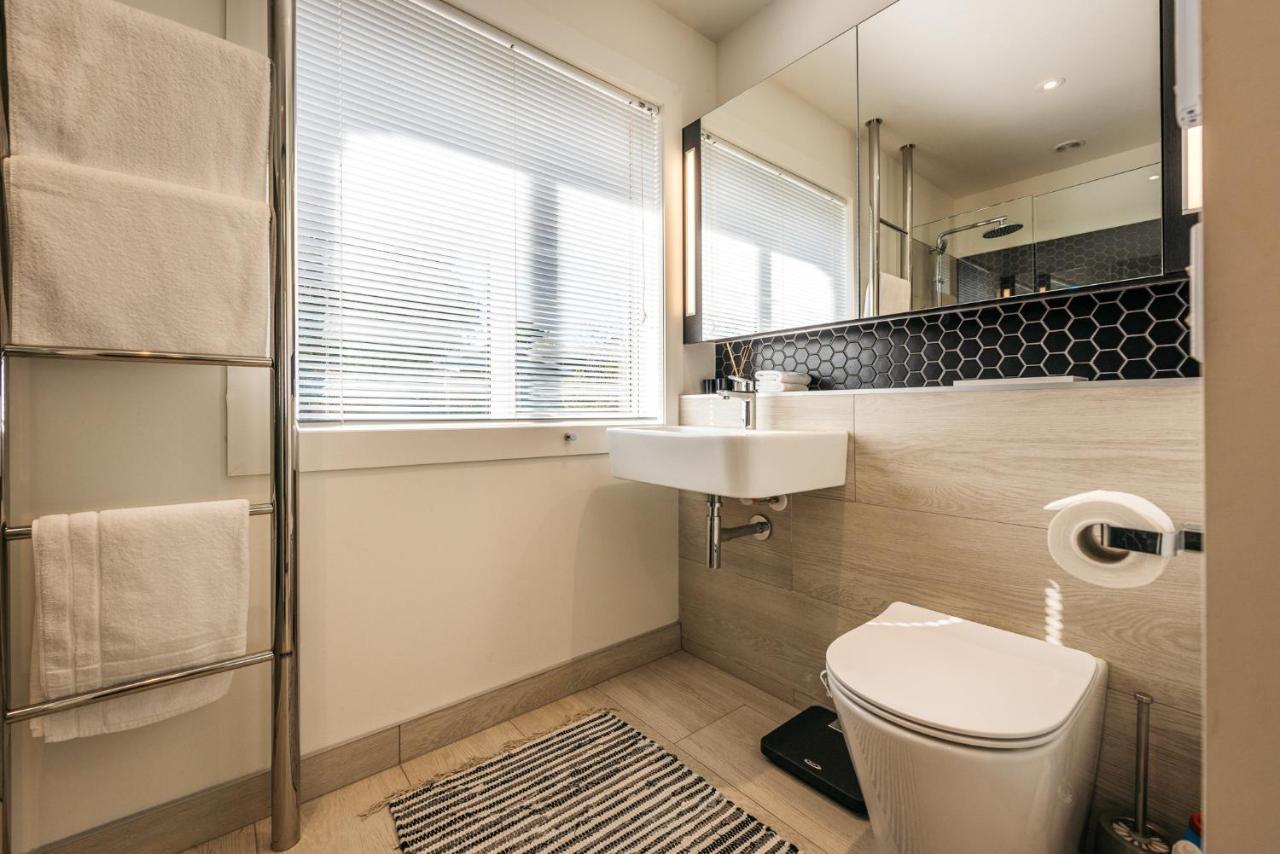 Moa Magic - Oneroa Holiday Home מראה חיצוני תמונה